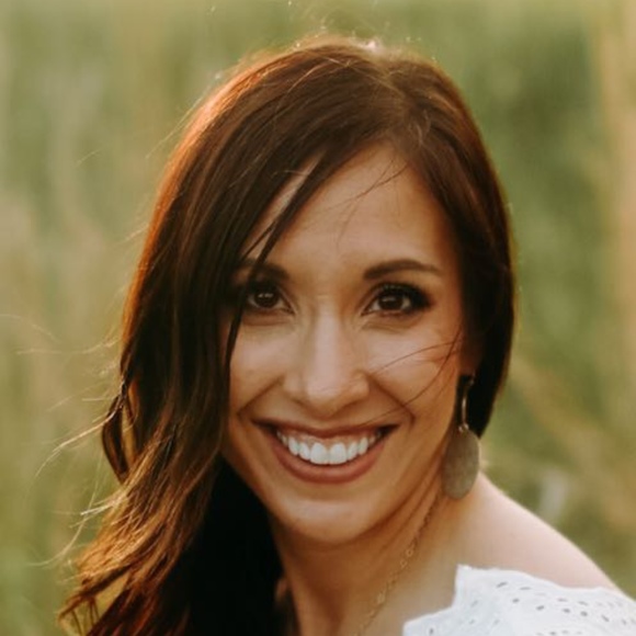 Meet your Posher, Emily - Picture 1 of 1